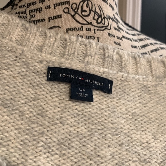 Tommy Hilfiger Cable Knit Sweater - Picture 5 of 5